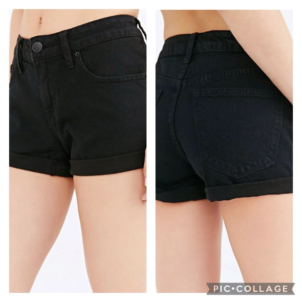 EUC BDG UO Black Wash Cuffed Hem Mid-Rise Shortie Short